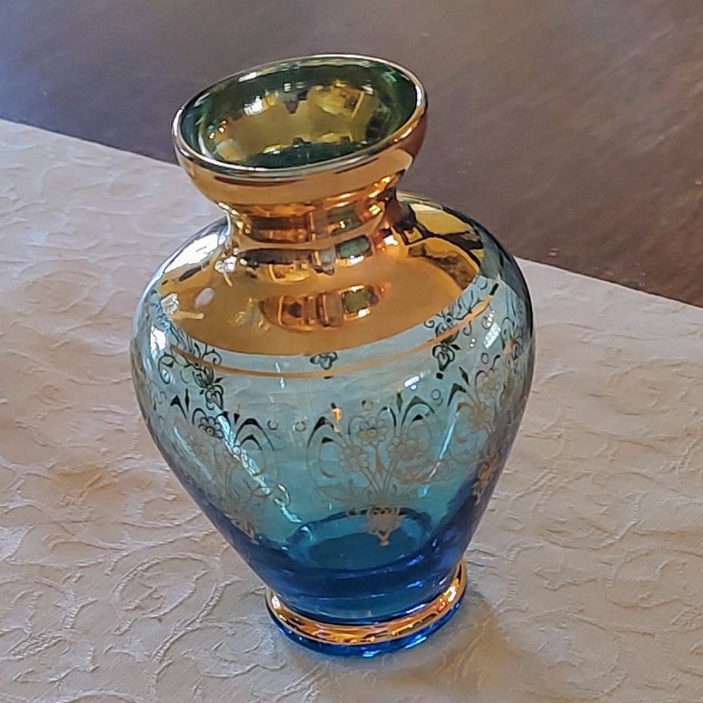 Elegant Blue and Gold Glass Vase